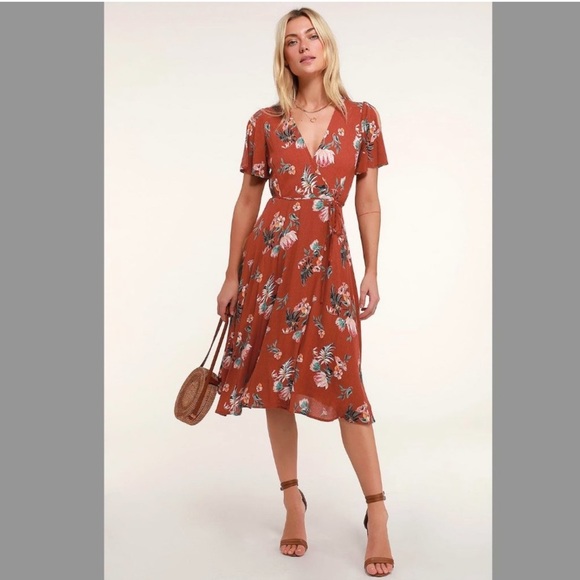 Lulus Dresses & Skirts - tropical print wrap dress